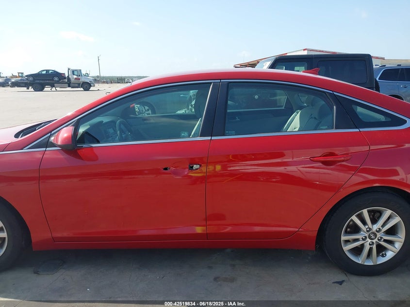2017 HYUNDAI SONATA - 5NPE24AFXHH578826