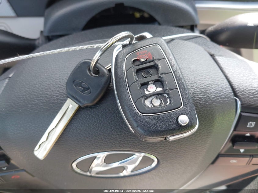 2017 HYUNDAI SONATA - 5NPE24AFXHH578826