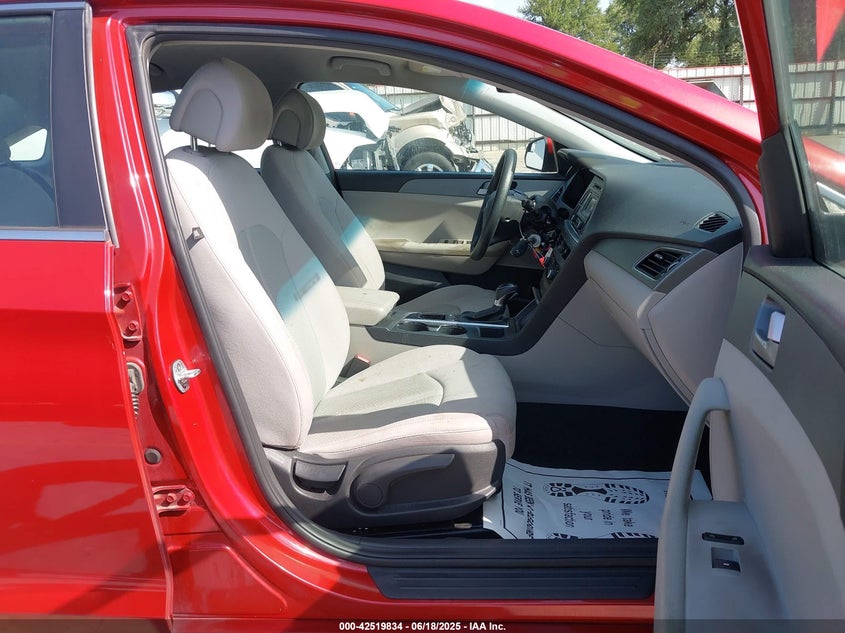 2017 HYUNDAI SONATA - 5NPE24AFXHH578826