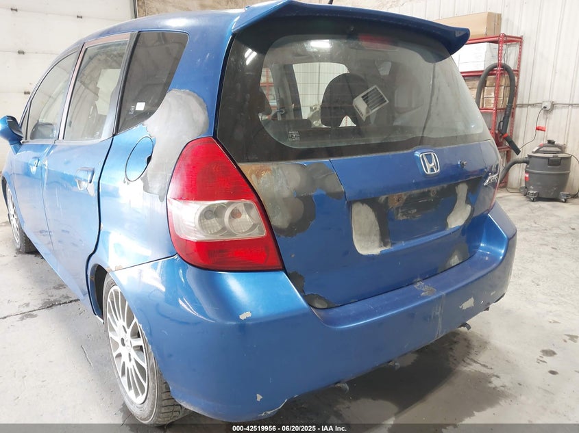 2007 Honda Fit Sport VIN: JHMGD37637S009481 Lot: 42519956