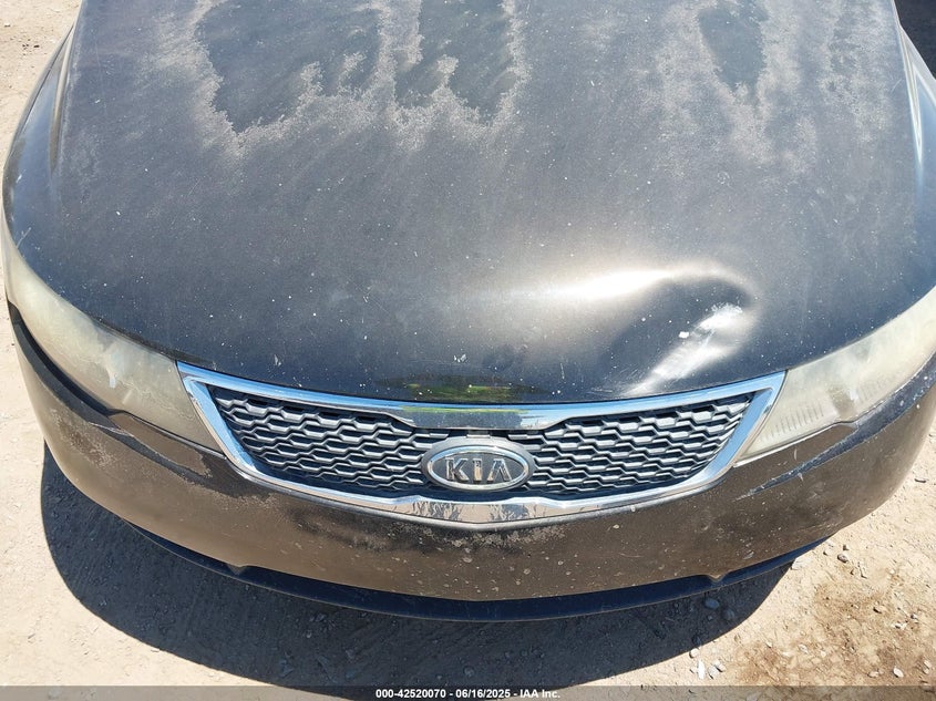 2011 KIA FORTE VIN: KNAFU4A28B5454294