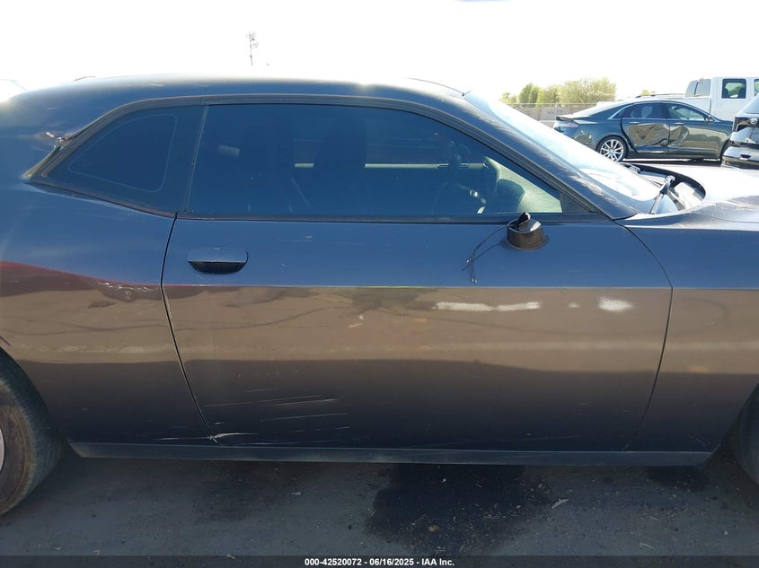 VIN 2C3CDZAG7KH623278 2019 DODGE CHALLENGER SXT