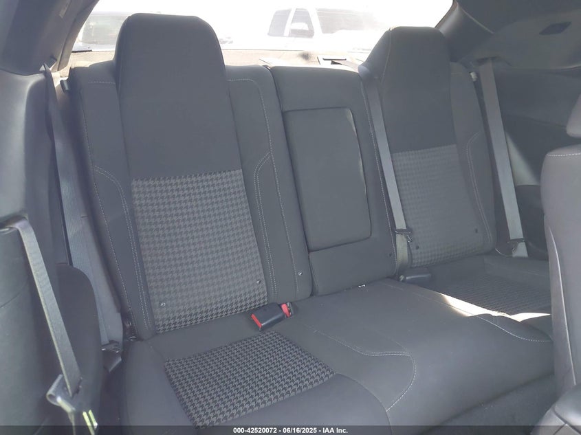VIN 2C3CDZAG7KH623278 2019 DODGE CHALLENGER SXT