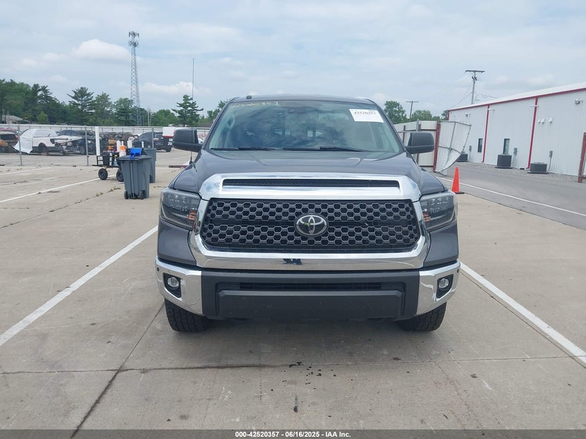 2019 TOYOTA TUNDRA SR5 5.7L V8 - 5TFUW5F15KX807976