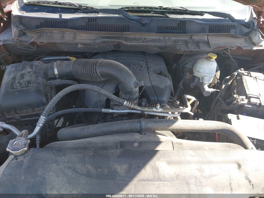 2013 RAM 1500 VIN: 1C6RR6FT2DS563098