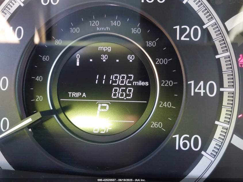 2015 HONDA ACCORD VIN: 1HGCR2F31FA255602