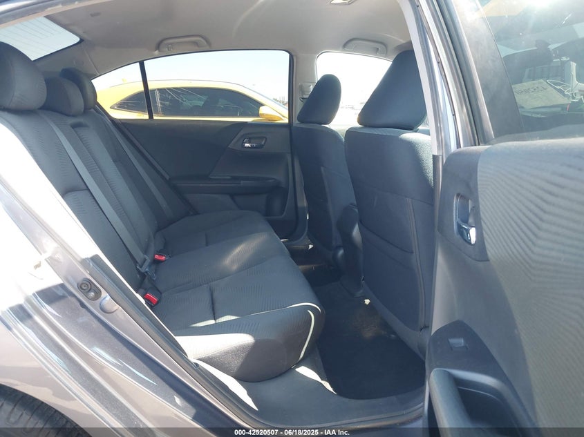 2015 HONDA ACCORD VIN: 1HGCR2F31FA255602
