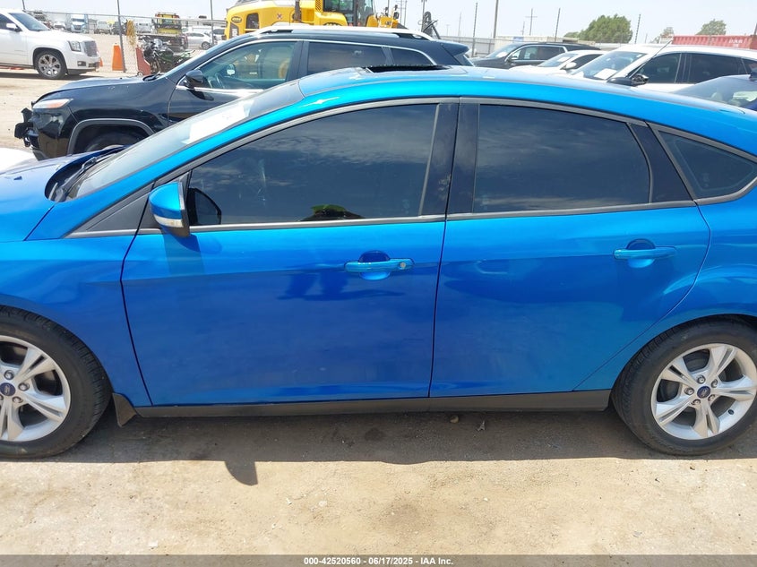 2014 FORD FOCUS SE - 1FADP3K20EL425887