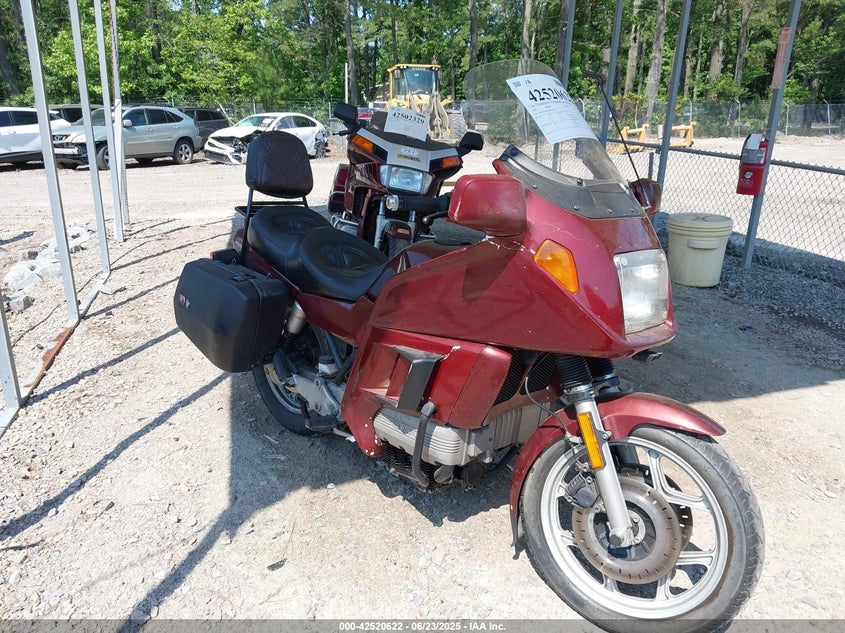 WB1051403F0051886 1985 BMW K100 Rt auction photo 1