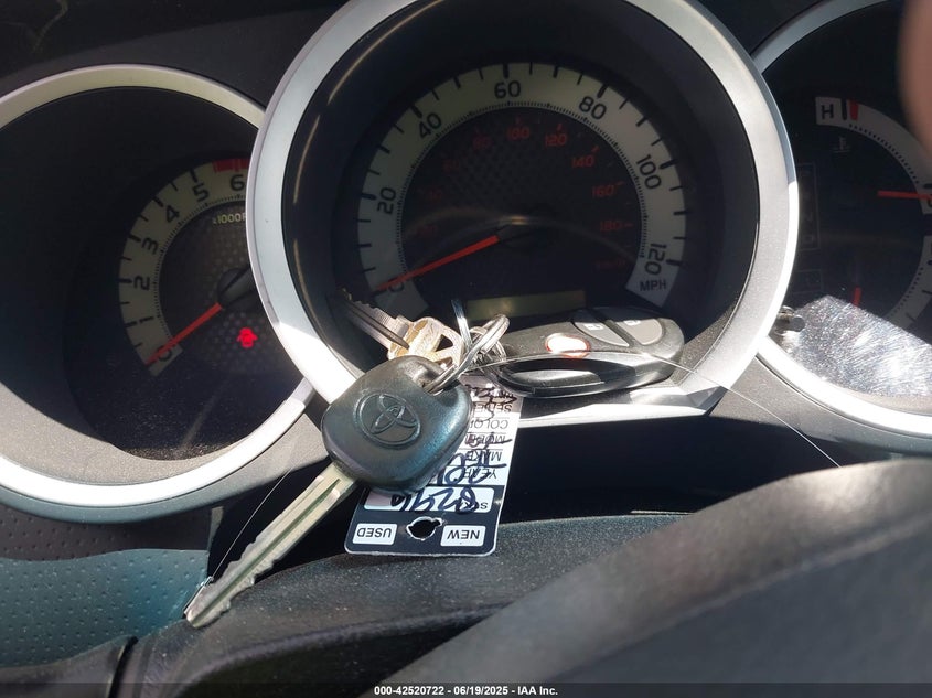 2015 TOYOTA TACOMA BASE V6 - 3TMLU4EN5FM169482