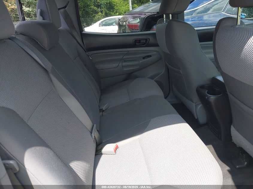 2015 TOYOTA TACOMA BASE V6 - 3TMLU4EN5FM169482