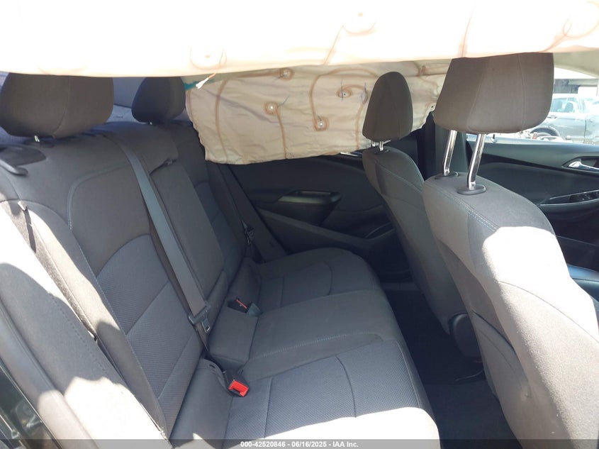2018 CHEVROLET CRUZE VIN: 1G1BE5SM6J7195207
