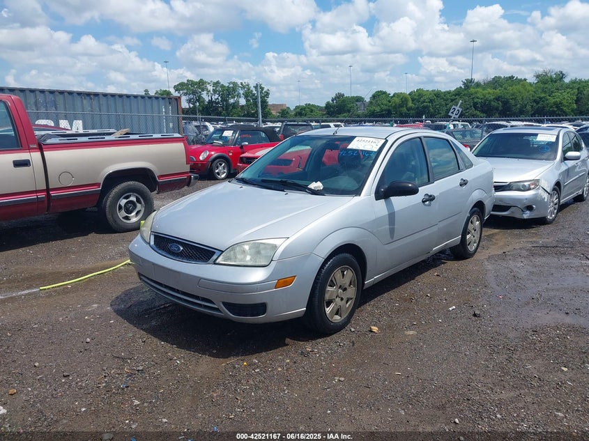 2007 FORD FOCUS VIN: 1FAHP34N97W258178