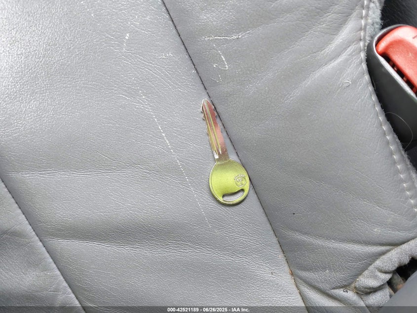 1998 Dodge Durango Slt VIN: 1B4HS28Y5WF215654 Lot: 42521189