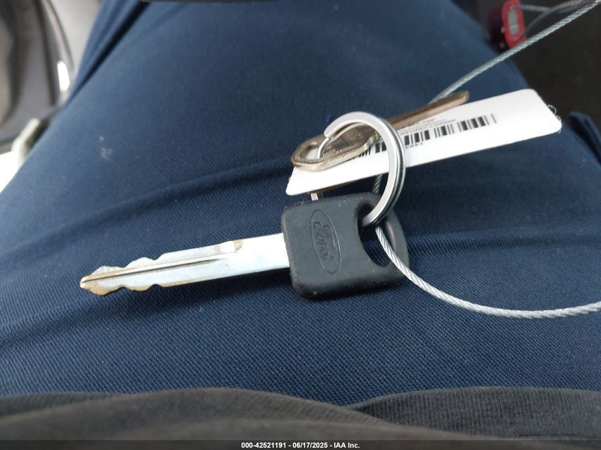 2005 Ford F-250 Lariat/Xl/Xlt VIN: 1FTSW21P65EA00254 Lot: 42521191