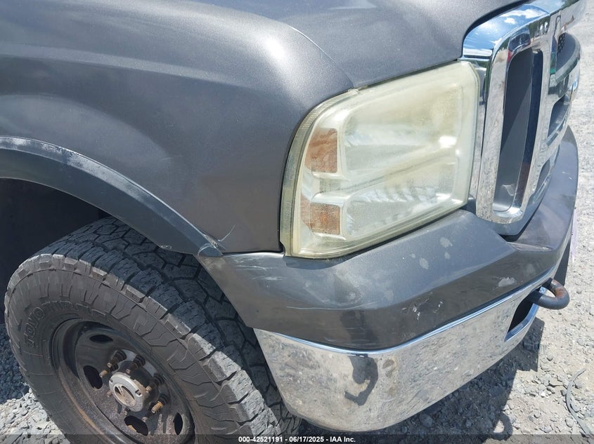 2005 Ford F-250 Lariat/Xl/Xlt VIN: 1FTSW21P65EA00254 Lot: 42521191