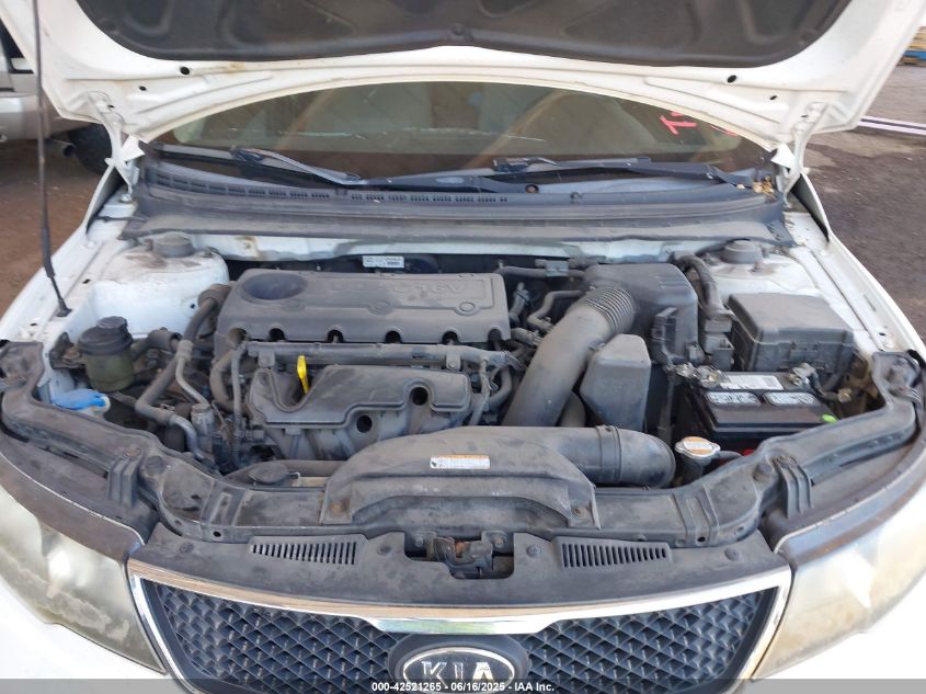 2010 Kia Forte Ex VIN: KNAFU4A27A5850182 Lot: 42521265