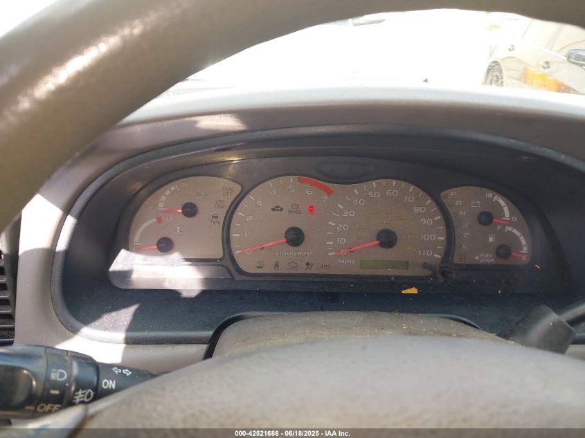 2003 Toyota Sequoia Sr5 V8 VIN: 5TDZT34A53S157866 Lot: 43349160