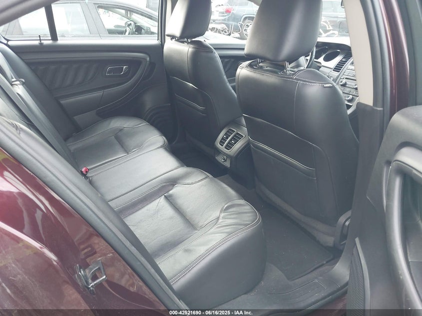 2011 FORD TAURUS VIN: 1FAHP2EW3BG112413
