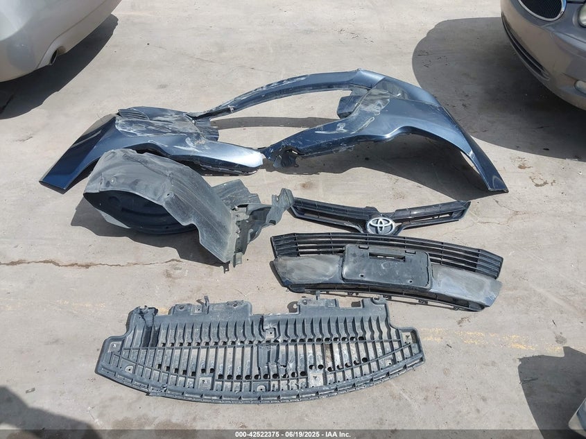 2015 TOYOTA COROLLA LE - 5YFBURHE8FP305603