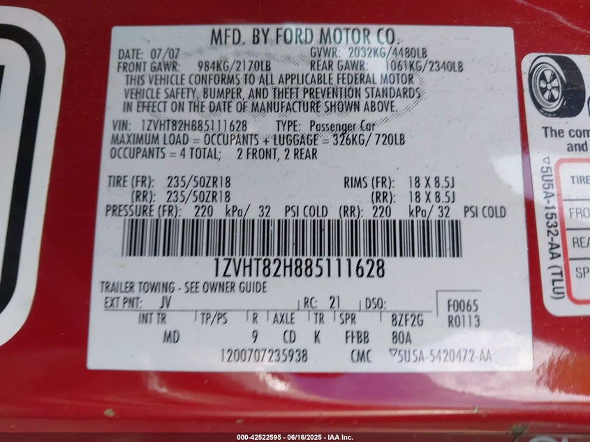 2008 FORD MUSTANG VIN: 1ZVHT82H885111628