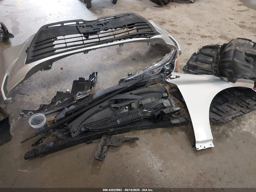 2025 Toyota Corolla Le VIN: 5YFB4MDE7SP233196 Lot: 42522962