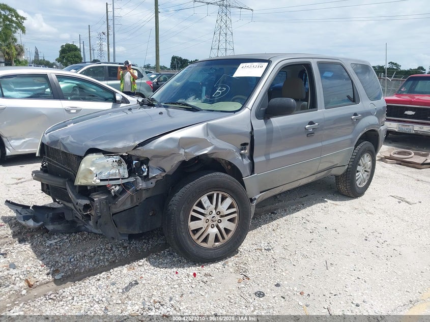4M2YU90Z07KJ02062 2007 MERCURY MARINER photo no. 2