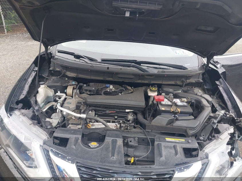 VIN KNMAT2MT7LP507257 2020 NISSAN ROGUE SV FWD