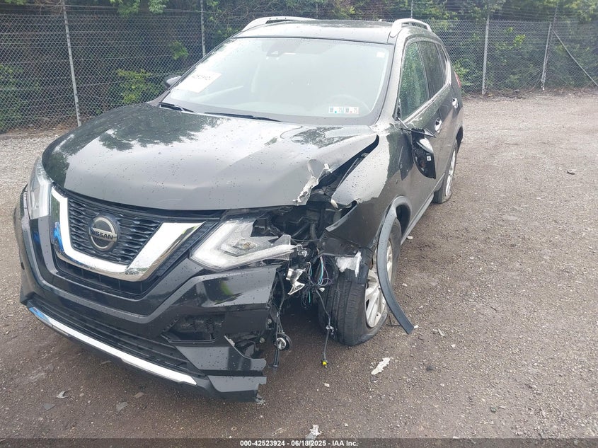 VIN KNMAT2MT7LP507257 2020 NISSAN ROGUE SV FWD