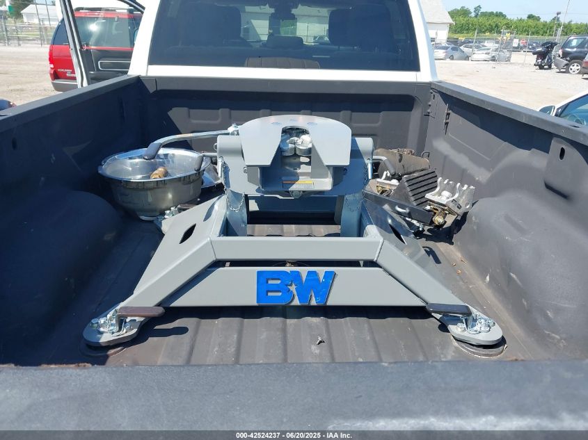 2020 Ram 3500 Big Horn 4X4 8' Box VIN: 3C63RRHL0LG117171 Lot: 42524237