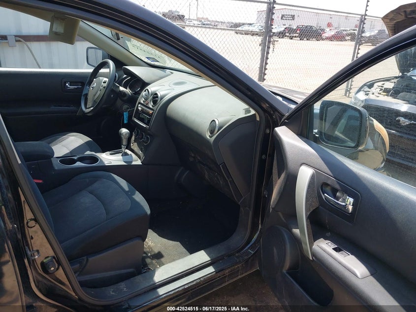 2013 NISSAN ROGUE S - JN8AS5MT3DW549571