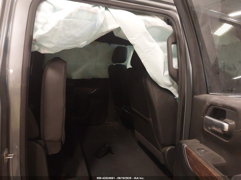 2021 CHEVROLET SILVERADO 1500 4WD  SHORT BED HIGH COUNTRY - 1GCUYHEL9MZ208634