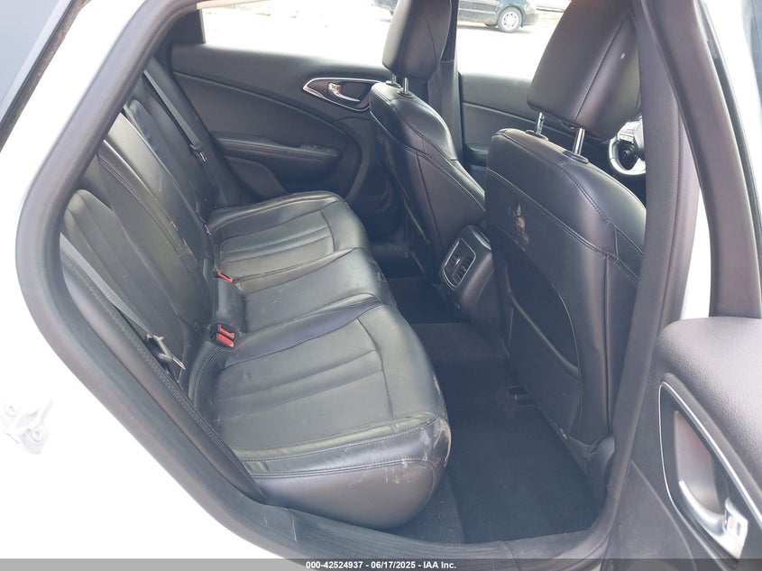 2015 CHRYSLER 200 VIN: 1C3CCCCB0FN574729