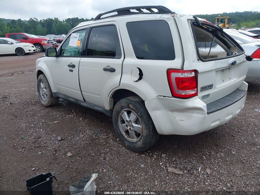 2009 FORD ESCAPE VIN: 1FMCU03G09KA46368