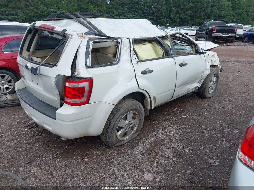 2009 FORD ESCAPE VIN: 1FMCU03G09KA46368
