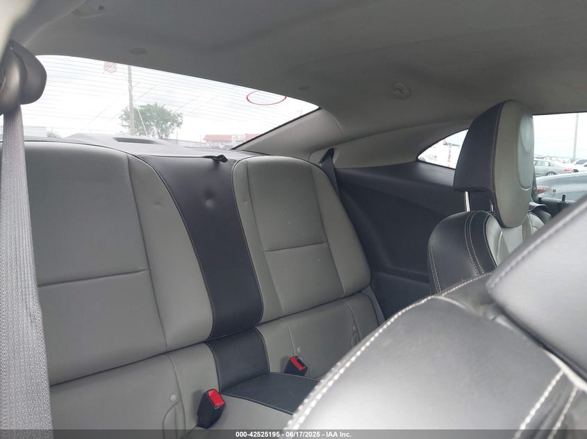 2010 CHEVROLET CAMARO VIN: 2G1FG1EV0A9198319