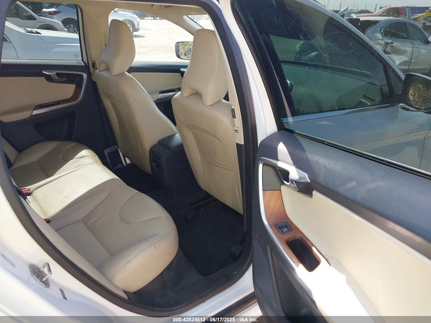 VIN YV440MDU5H2026967 2017 VOLVO XC60 T5 INSCRIPTION