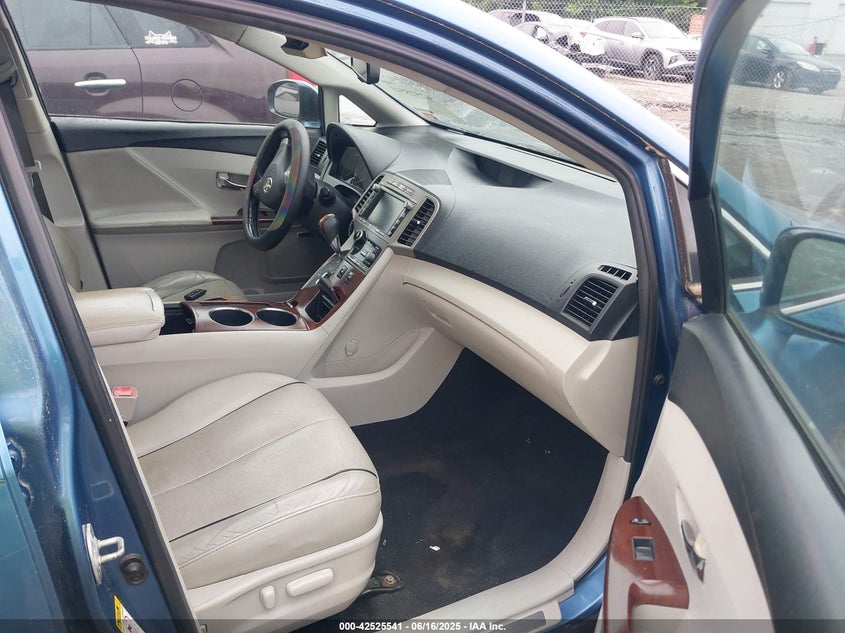 2010 TOYOTA VENZA VIN: 4T3ZK3BB3AU025375