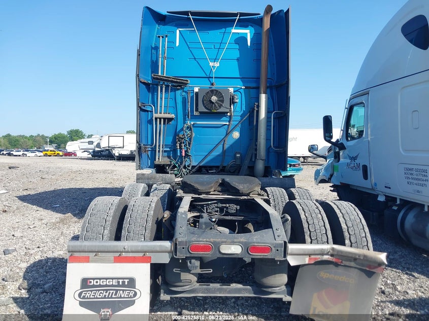 2013 Volvo Vn Vnl VIN: 4V4NC9EH4DN133311 Lot: 42525810