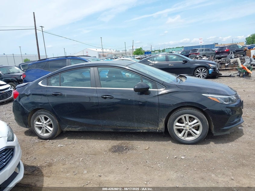 2018 CHEVROLET CRUZE LT AUTO - 1G1BE5SM5J7107070