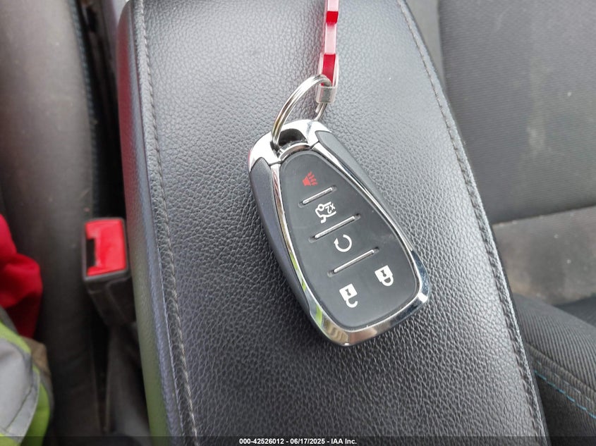 2018 CHEVROLET CRUZE LT AUTO - 1G1BE5SM5J7107070