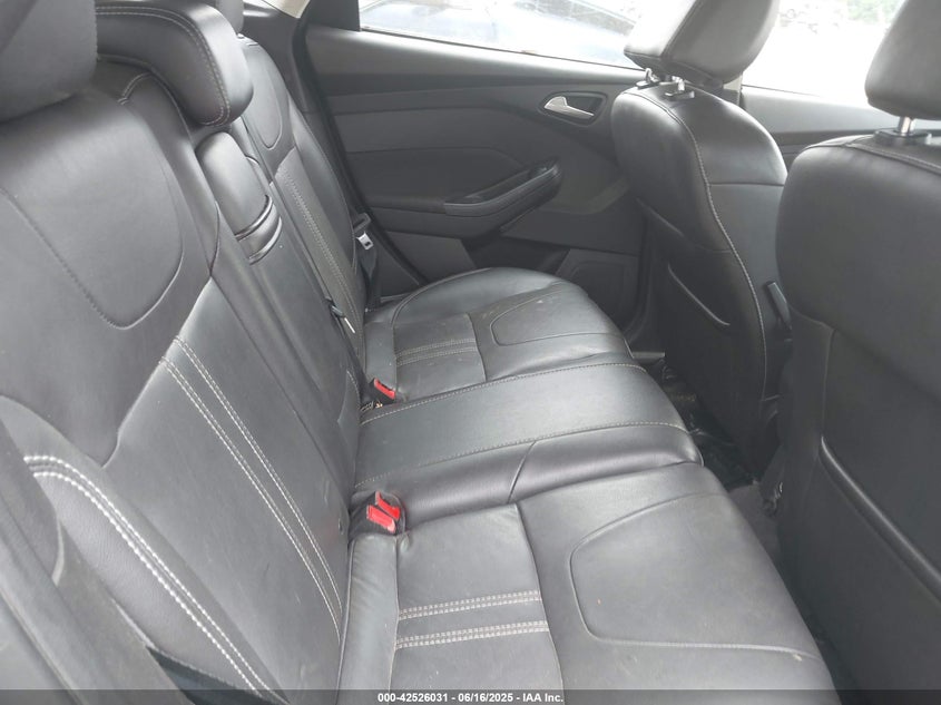 2012 FORD FOCUS VIN: 1FAHP3M27CL409245