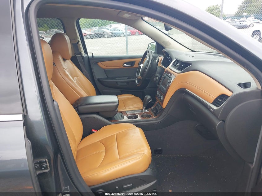 2014 CHEVROLET TRAVERSE LS - 1GNKRFED8EJ152677