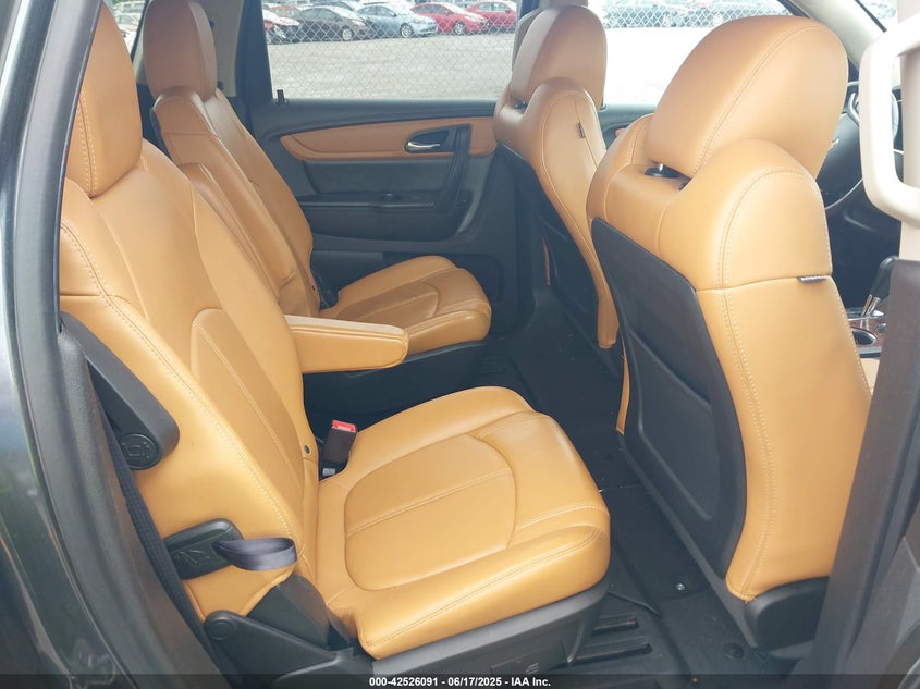 2014 CHEVROLET TRAVERSE LS - 1GNKRFED8EJ152677