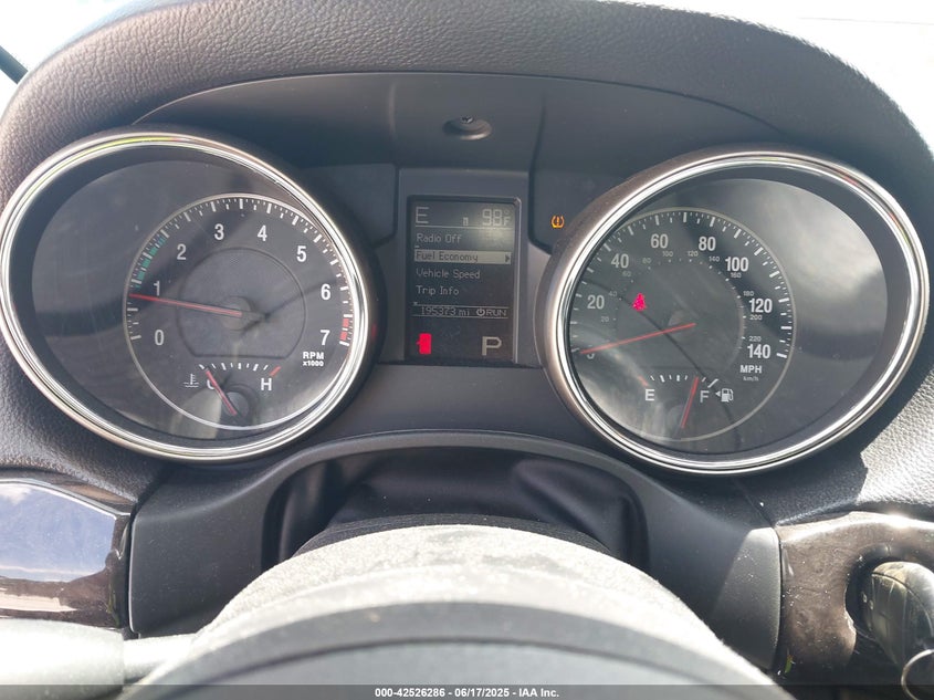 2013 JEEP GRAND CHEROKEE VIN: 1C4RJEAG1DC561311
