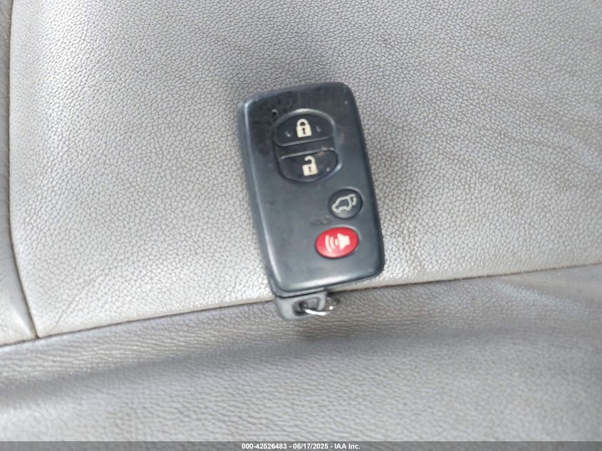 2008 Toyota Highlander Limited VIN: JTEES42A082078660 Lot: 42526483