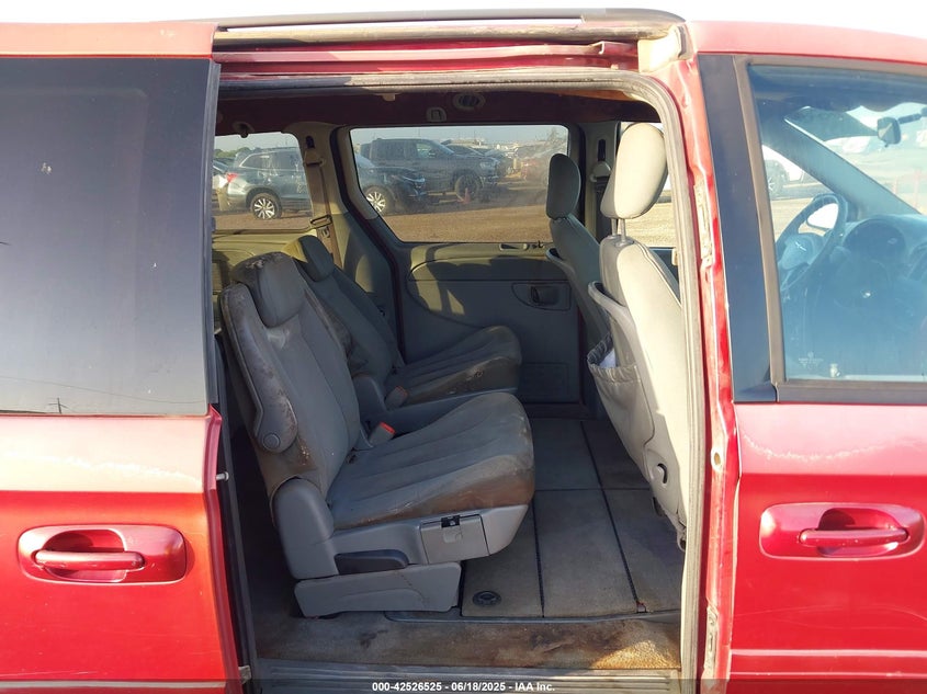 2007 Chrysler Town & Country Lx VIN: 2A4GP44R17R343713 Lot: 42526525