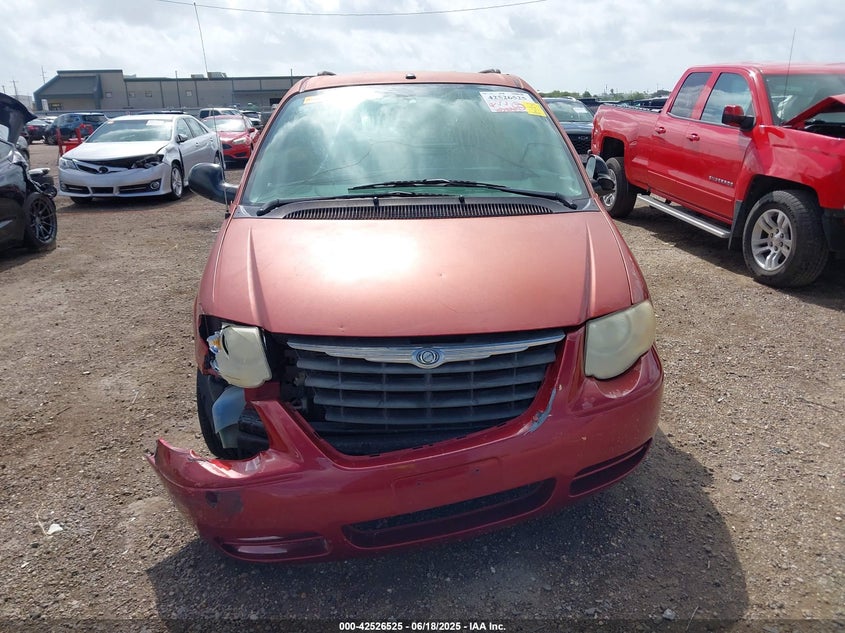 2007 Chrysler Town & Country Lx VIN: 2A4GP44R17R343713 Lot: 42526525
