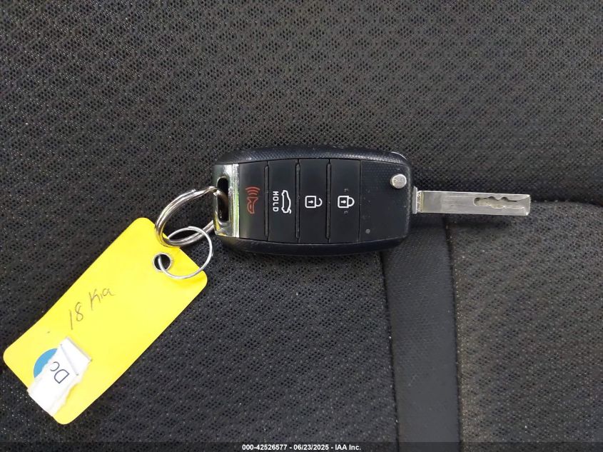 2018 Kia Optima Lx VIN: 5XXGT4L35JG209561 Lot: 42526577