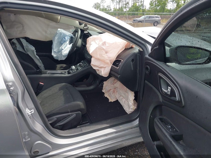 2015 CHRYSLER 200 LIMITED - 1C3CCCAB5FN729889